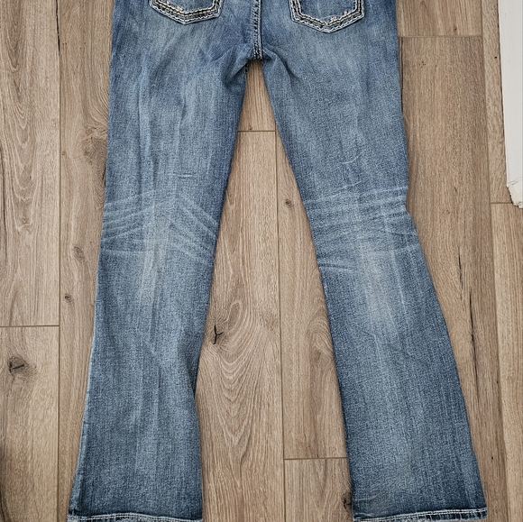 Miss Me Jeans with Seam Rip Under Belt Loop - Picture 7 of 10